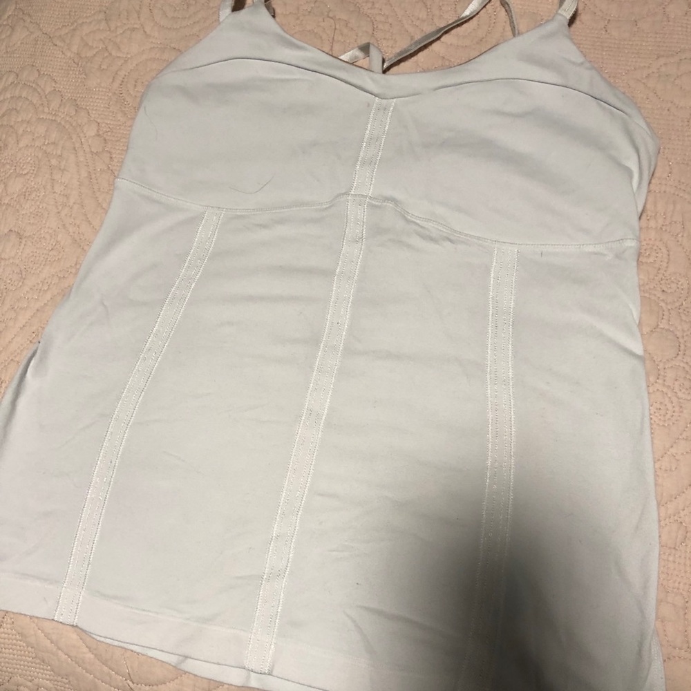 White Lululemon Women’s tank top